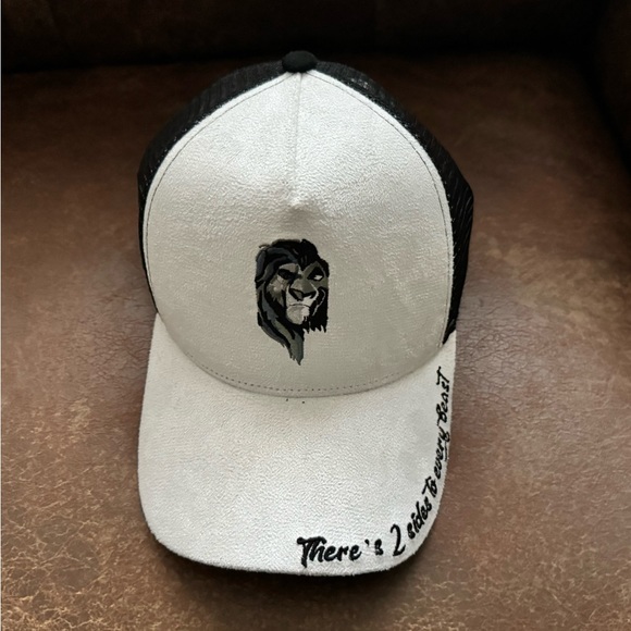 Customized SnapBack - Picture 4 of 8